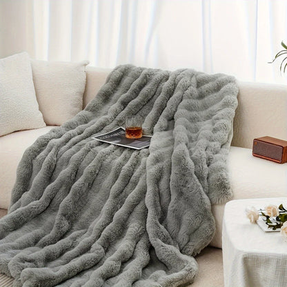 Luxe Bubble Faux Fur Throw
