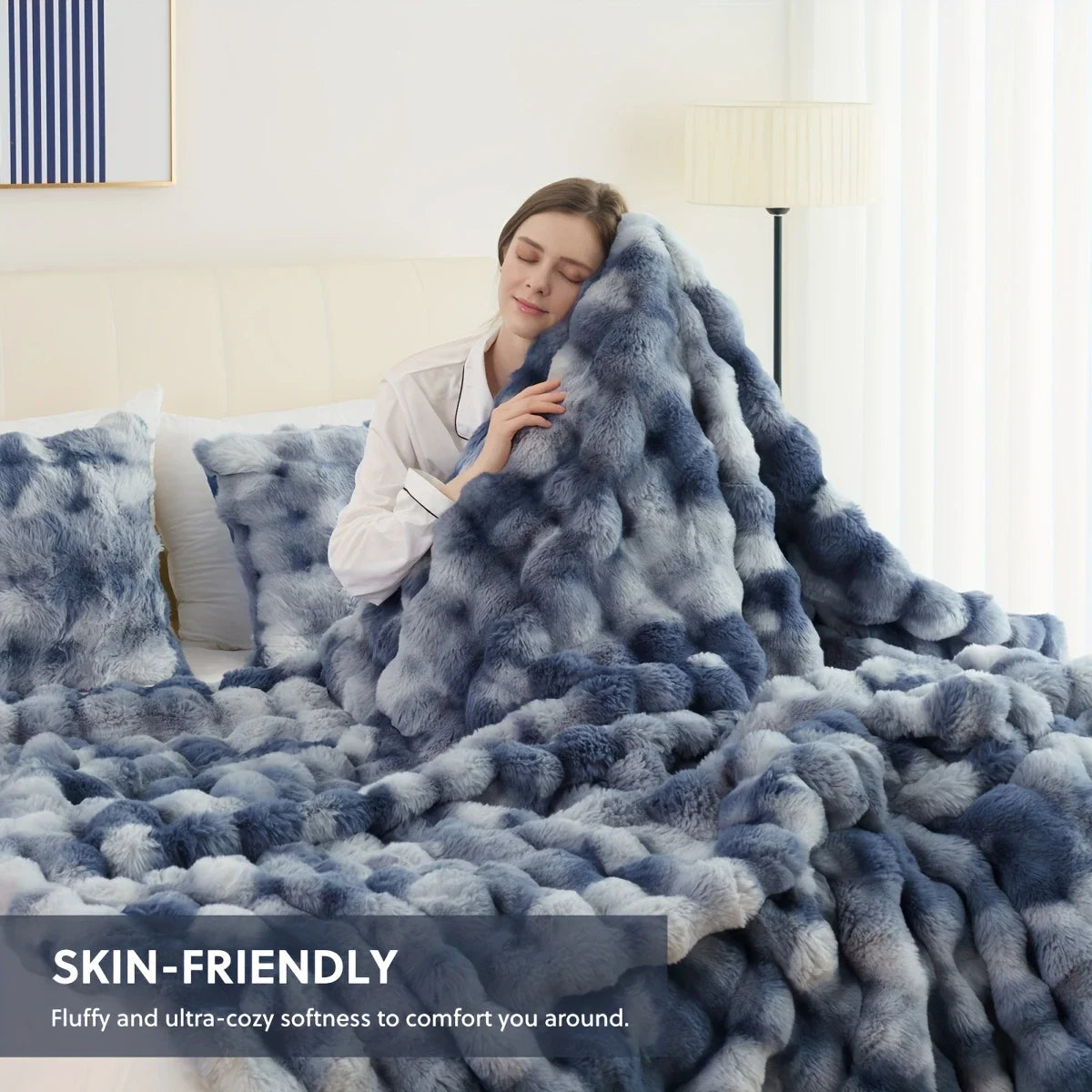 Luxe Bubble Faux Fur Throw